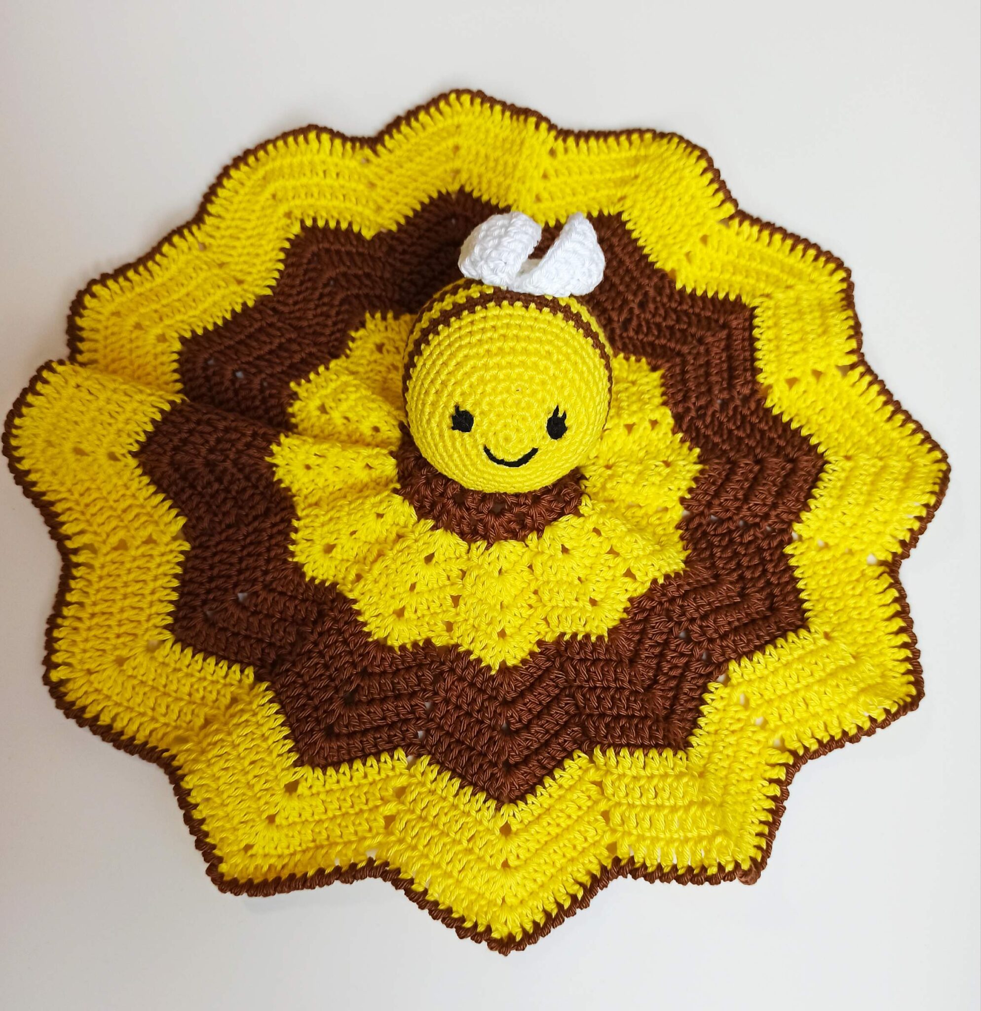 Bee baby cuddle blanket set Crafty Hands