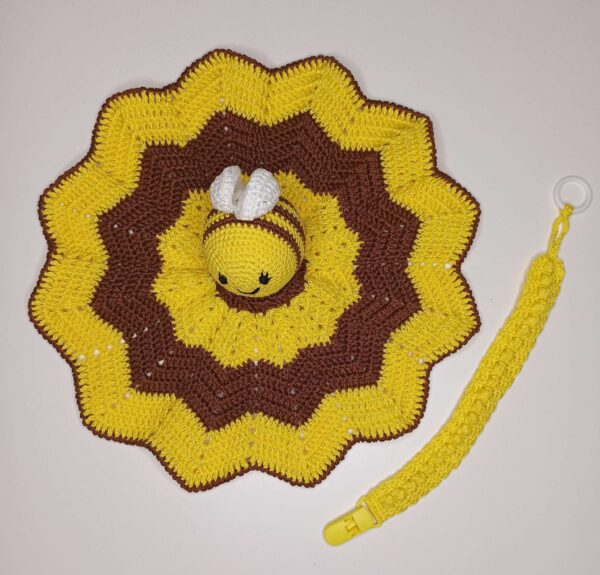 Bee baby cuddle blanket set