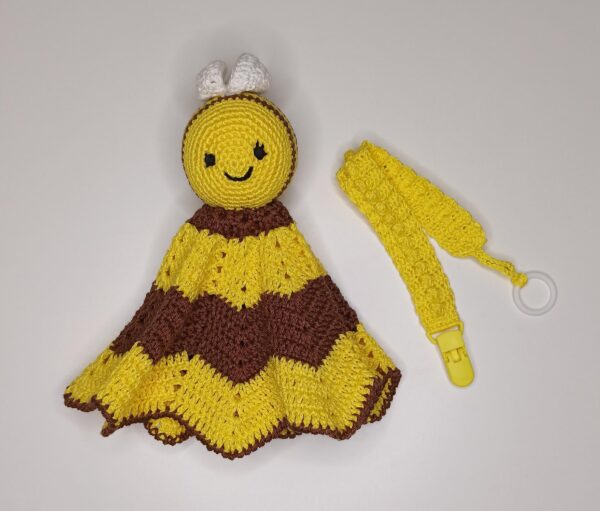 Bee baby cuddle blanket set - Image 3